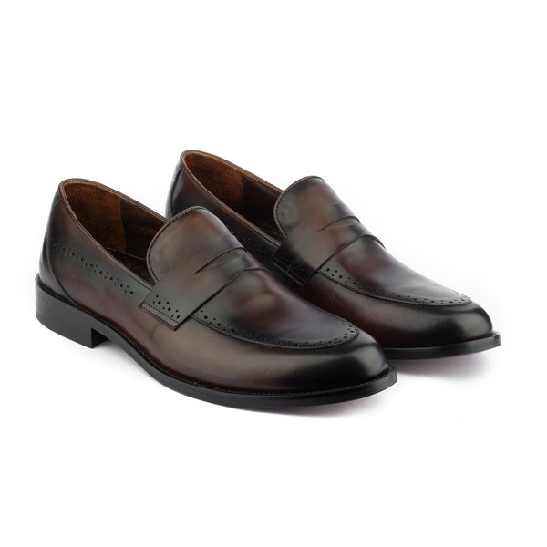 Vatrina Genuine Leather Moc Toe Loafers - Brown